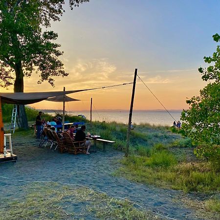 Beachfront Caravans Hotel Chernomorets Exterior foto